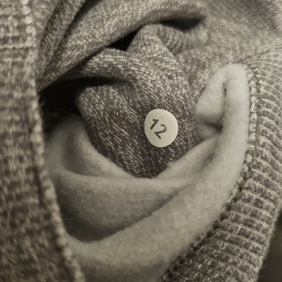 LULULEMON HOODED medium weight jacket, size 12 - Picture 8 of 11